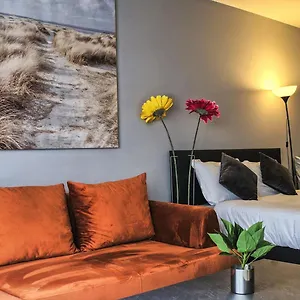 https://comfort-trendy-suite.bruges-hotels.info